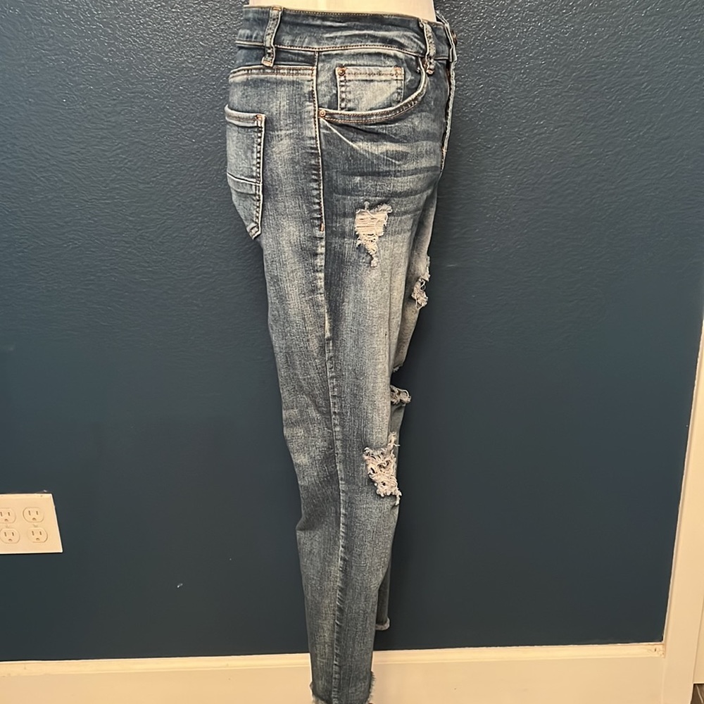 REFUGE JEANS - Picture 2 of 3